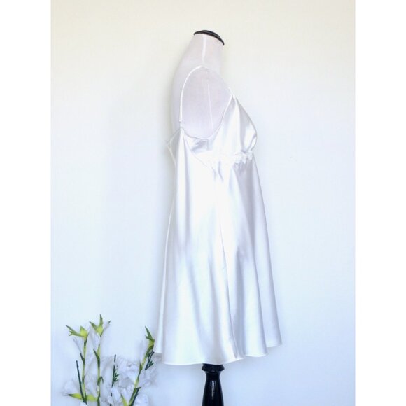 Vintage Linea Donatella Satin Lingerie with Beaded Sequin Lace Detail White SZ L - Picture 4 of 6